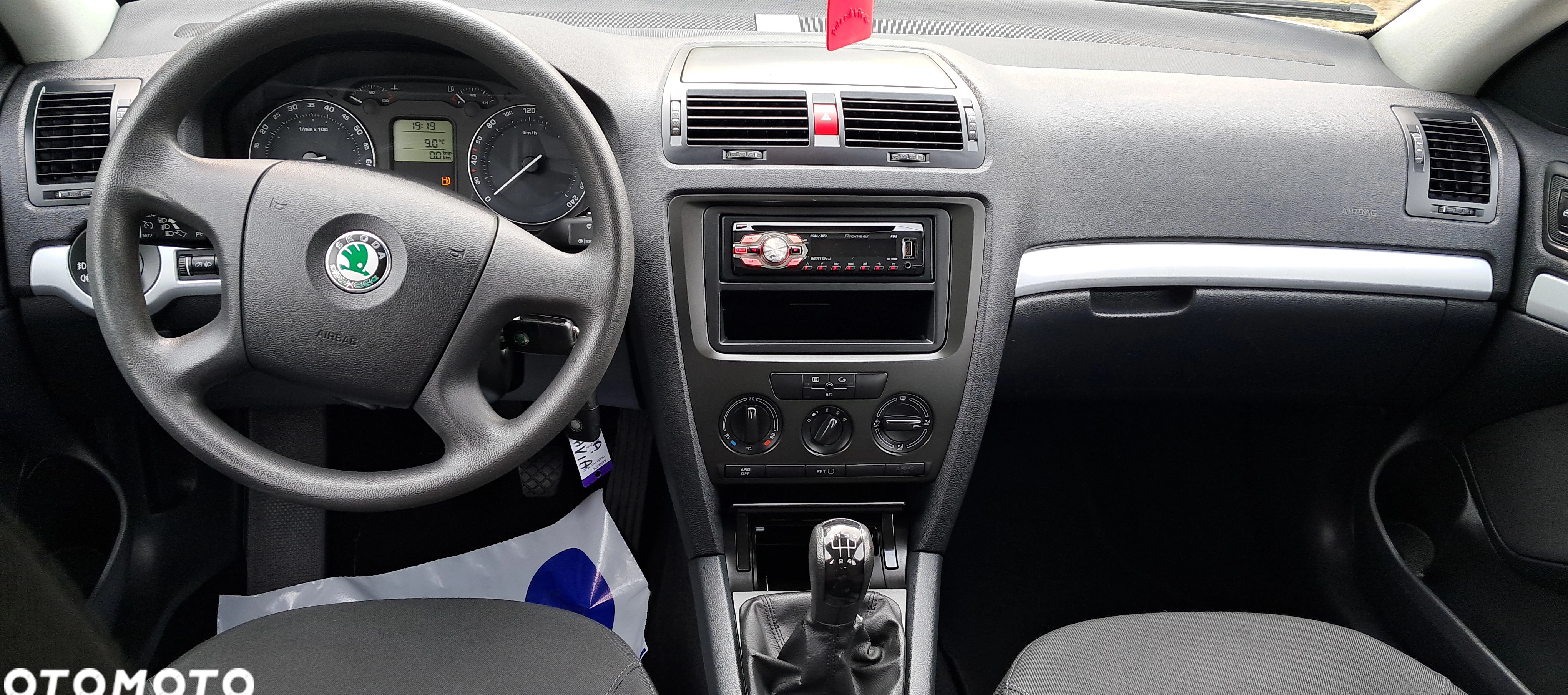 Skoda Octavia cena 15900 przebieg: 218000, rok produkcji 2006 z Radom małe 92